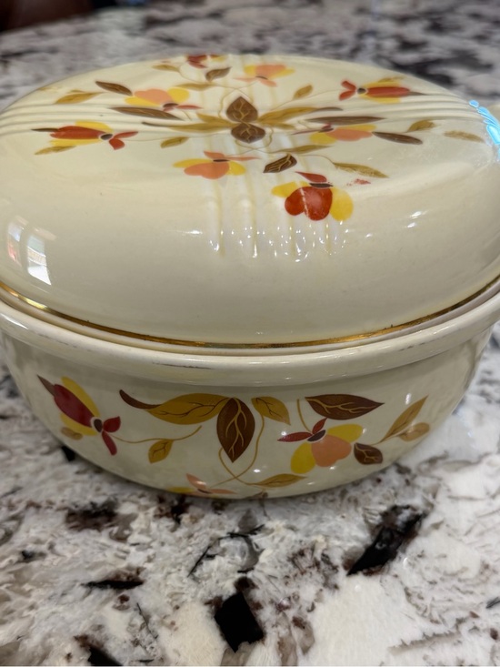 HALL’S superior Other - Vintage Jewel T/HALL’S SUPERIOR Autumn Leaf 🍂 Ceramic Storage Dish with Lid